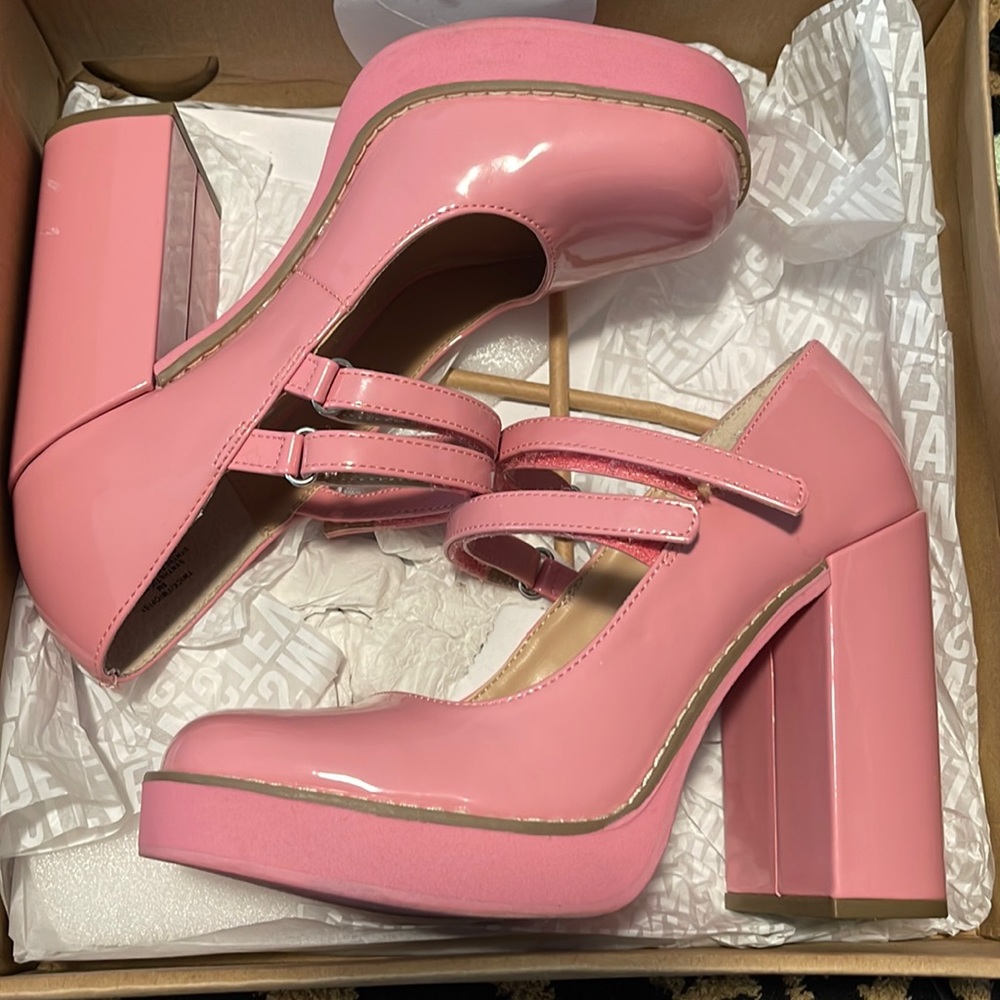 Steve Madden Platform Mary janes